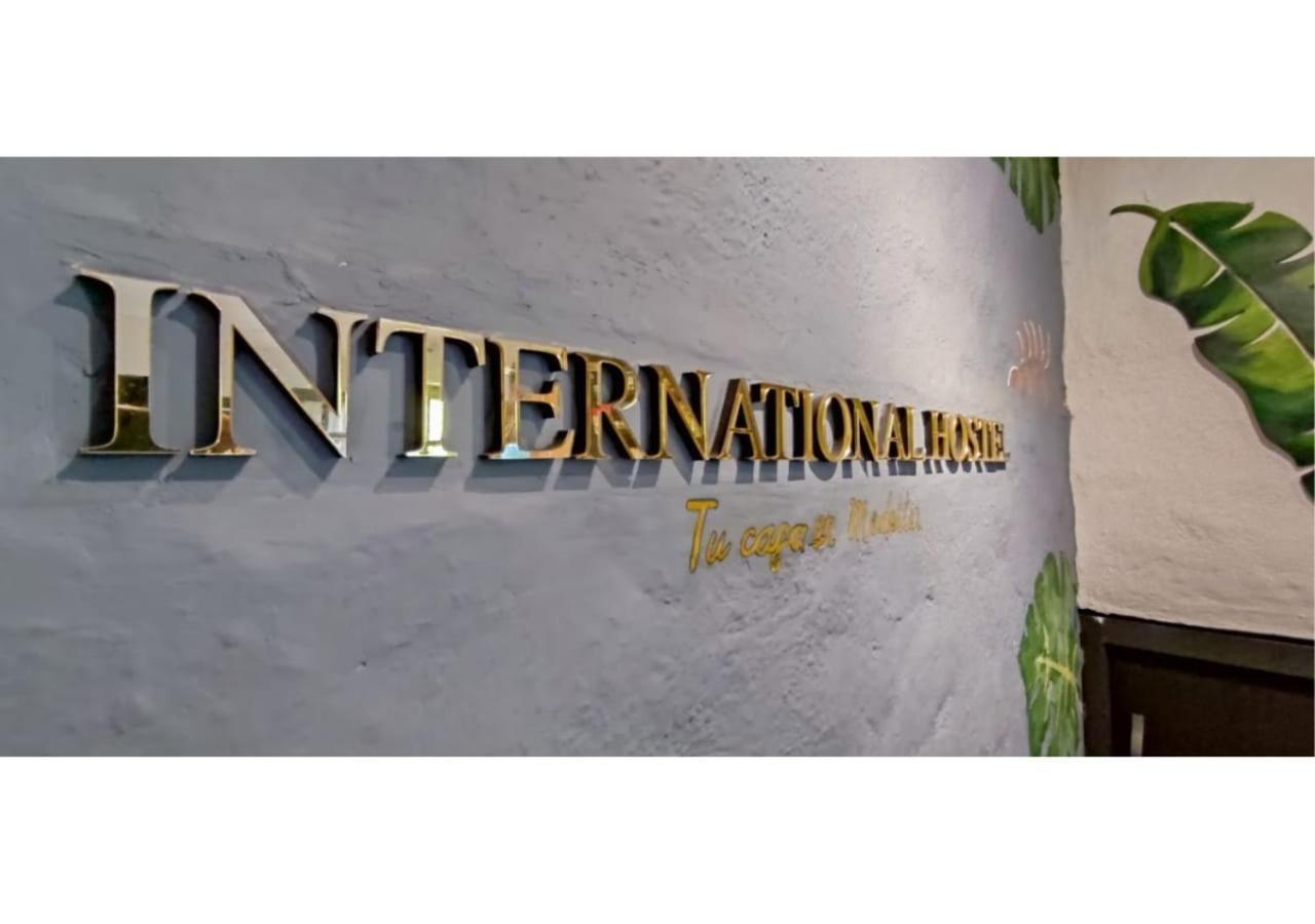 International Hotel Medellin Bagian luar foto